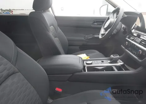 2025 Nissan Pathfinder Sv 4Wd z USA, uszkodzony, nr VIN 5N1DR3BC1SC257553